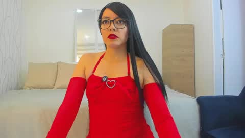 Sophia online show from 04/26/26, 10:07