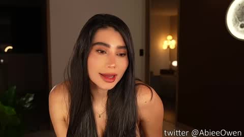 Snapshot of abie_owen chatting on 05/16/26, 01:02 abie_owen online show from 05/16/26, 01:02