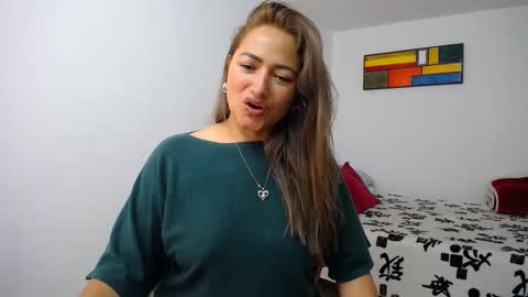Snapshot of abie_spicy_ chatting on 09/16/25, 01:34 ximena online show from 09/16/25, 01:34