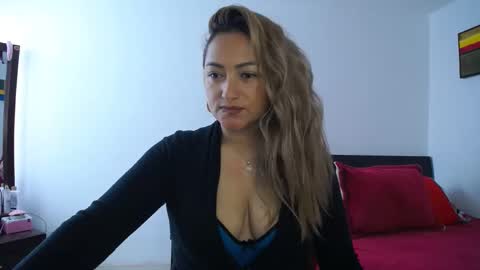 ximena online show from 04/06/26, 01:45