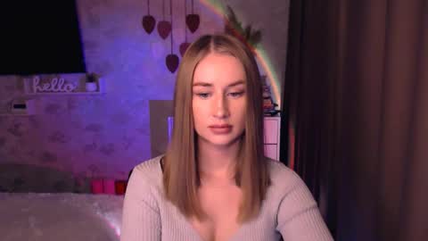 Anna online show from 11/19/25, 04:51