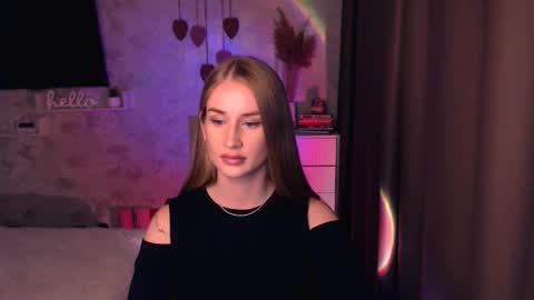 Anna online show from 11/23/25, 08:30