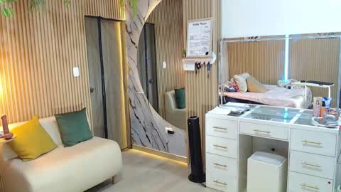 abigailowensss online show from 02/24/26, 08:01