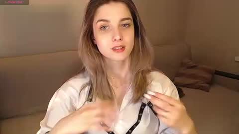 Abigail online show from 07/10/26, 06:54