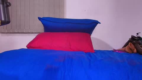 Abigail online show from 09/16/25, 03:07