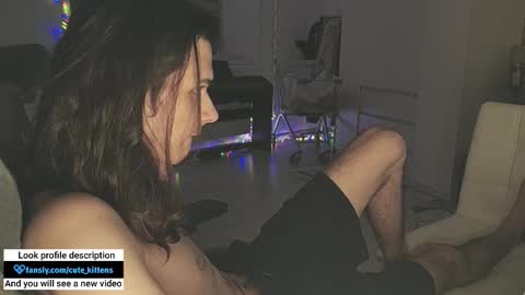 hi  cum in pvt noi extra tip online show from 11/15/25, 02:46