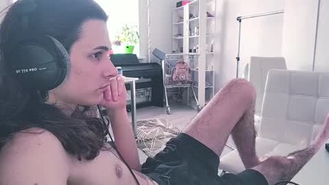 Snapshot of abobus123 chatting on 03/30/26, 12:17 hi cum in pvt noi extra tip online show from 03/30/26, 12:17