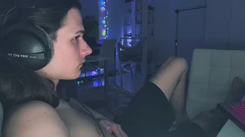 Snapshot of abobus123 chatting on 04/08/26, 05:46 hi cum in pvt noi extra tip online show from 04/08/26, 05:46