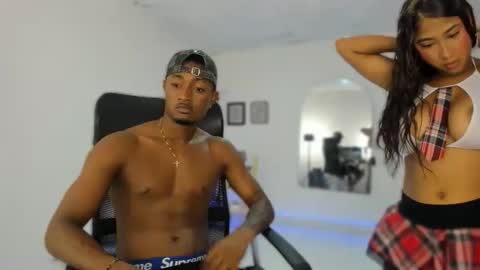 Snapshot of abony_sex69 chatting on 11/06/25, 07:59 abony_sex69 online show from 11/06/25, 07:59