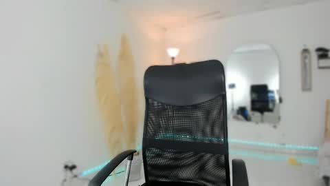 Snapshot of abony_sex69 chatting on 12/01/25, 03:33 abony_sex69 online show from 12/01/25, 03:33