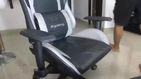 abraca402512 online show from 02/08/26, 05:49