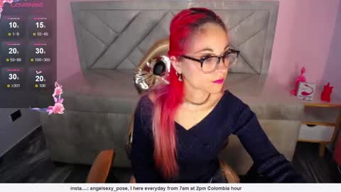 abril_ch_ online show from 01/16/26, 11:58