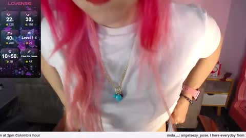 abril_ch_ online show from 02/02/26, 12:04