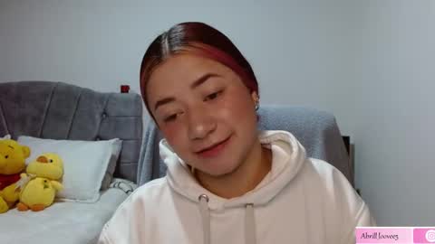 Abril online show from 02/06/25, 04:36