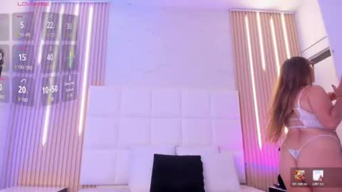 Snapshot of abril_snow chatting on 07/15/26, 08:03 abril_snow online show from 07/15/26, 08:03