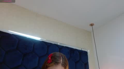 Snapshot of abrilmiller_vc chatting on 10/07/25, 12:13 abrilmiller vc online show from 10/07/25, 12:13