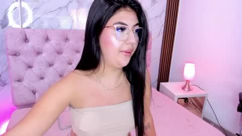 Abril online show from 04/07/26, 11:54