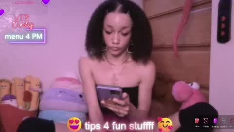 Peach online show from 06/09/26, 02:45