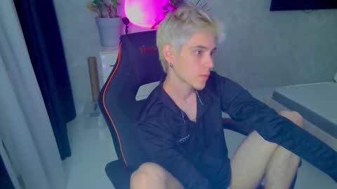 Nick online show from 09/14/25, 04:39