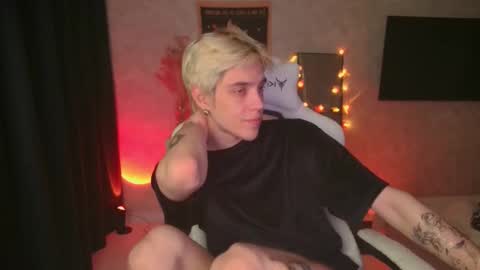 Nick online show from 10/26/25, 04:02