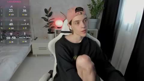 Nick online show from 06/12/26, 12:37