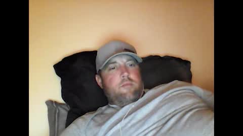 Snapshot of ace2 chatting on 09/29/25, 12:16 ace2 online show from 09/29/25, 12:16