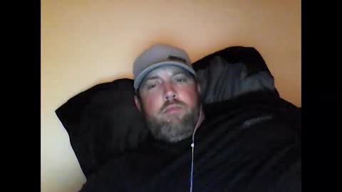 Snapshot of ace2 chatting on 10/18/25, 02:14 ace2 online show from 10/18/25, 02:14