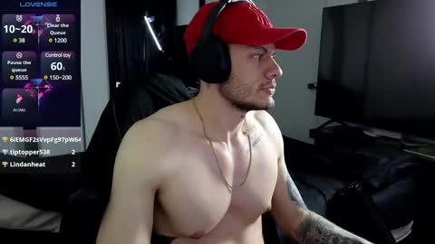 Snapshot of acedksr chatting on 12/20/24, 10:16 acedksr online show from 12/20/24, 10:16