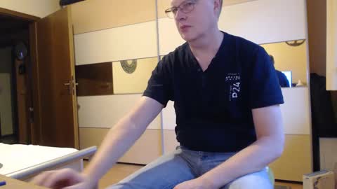 Snapshot of ach471 chatting on 01/11/25, 07:39 ach471 online show from 01/11/25, 07:39