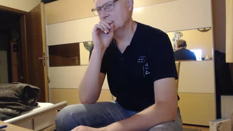 Snapshot of ach471 chatting on 01/18/25, 06:56 ach471 online show from 01/18/25, 06:56