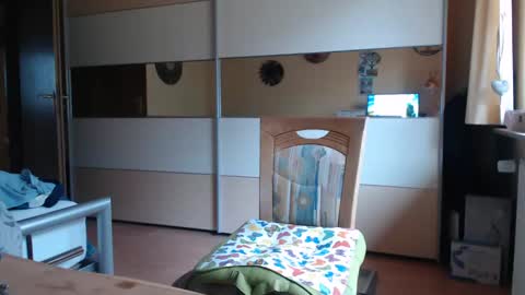 Snapshot of ach471 chatting on 03/01/25, 08:23 ach471 online show from 03/01/25, 08:23