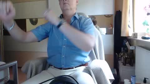 Snapshot of ach471 chatting on 09/10/25, 08:36 ach471 online show from 09/10/25, 08:36