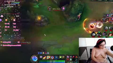 Snapshot of achubbygummy chatting on 09/19/25, 10:21 AChubbyGummy online show from 09/19/25, 10:21