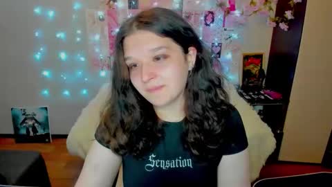 Snapshot of acid_kate chatting on 06/05/26, 11:32 Kate online show from 06/05/26, 11:32