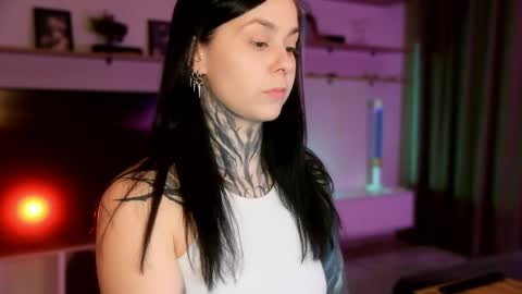 acid_pie online show from 04/08/26, 08:20