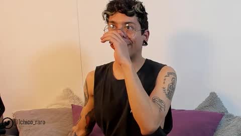 Snapshot of acid_time chatting on 10/24/25, 03:14 Jhonny online show from 10/24/25, 03:14