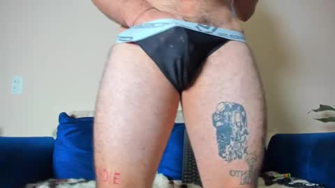 Snapshot of ackerman_eren_ chatting on 12/29/24, 01:06 R. online show from 12/29/24, 01:06