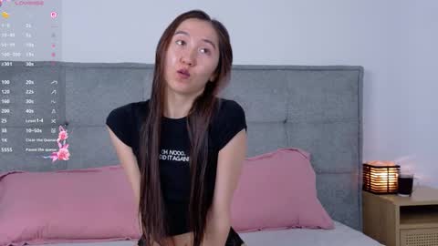 Akia online show from 09/11/25, 01:11