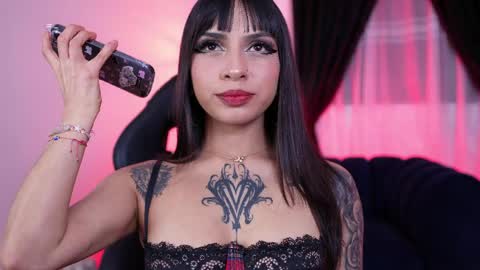 Snapshot of ada_luna01 chatting on 05/30/26, 12:52 online show from 05/30/26, 12:52