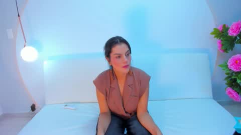    online show from 12/17/25, 02:12