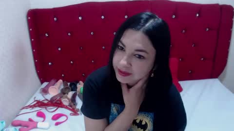 Snapshot of adafawx chatting on 10/11/25, 03:28 Ada online show from 10/11/25, 03:28