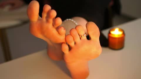 Ada   online show from 04/09/26, 12:54