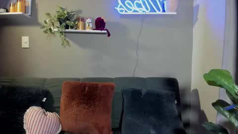 Adahara online show from 10/14/25, 10:21