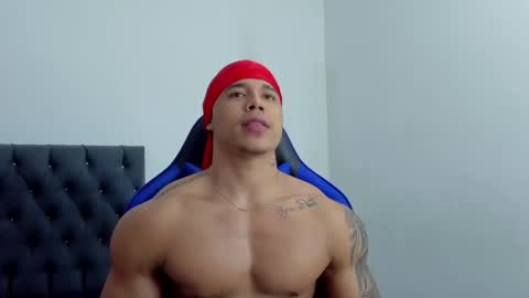 Snapshot of adam_boss chatting on 09/26/25, 07:01 adam boss online show from 09/26/25, 07:01