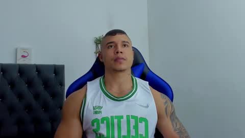 Snapshot of adam_boss chatting on 10/06/25, 09:34 adam boss online show from 10/06/25, 09:34