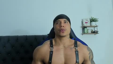 adam boss online show from 04/06/26, 09:05