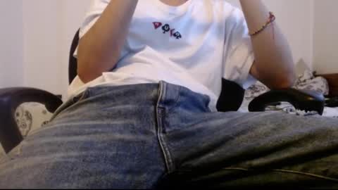 adam_evehotroom online show from 12/05/24, 10:12