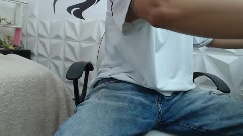 adam_evehotroom online show from 02/22/25, 06:08