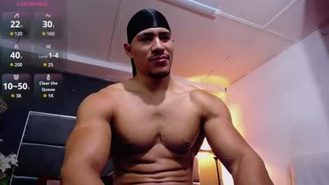 adam_fit19cm online show from 10/06/25, 02:36