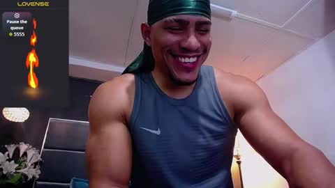 adam_fit19cm online show from 11/07/25, 02:06